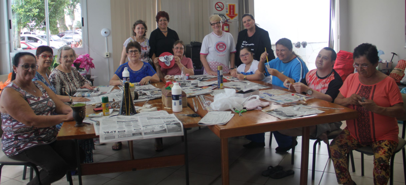 Curso promove integração de gerações e respeito à diversidade